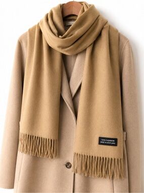 100% Cashmere Made in Scotland Tan Fringe Scarf Soft Luxury Winter Wrap OSFM